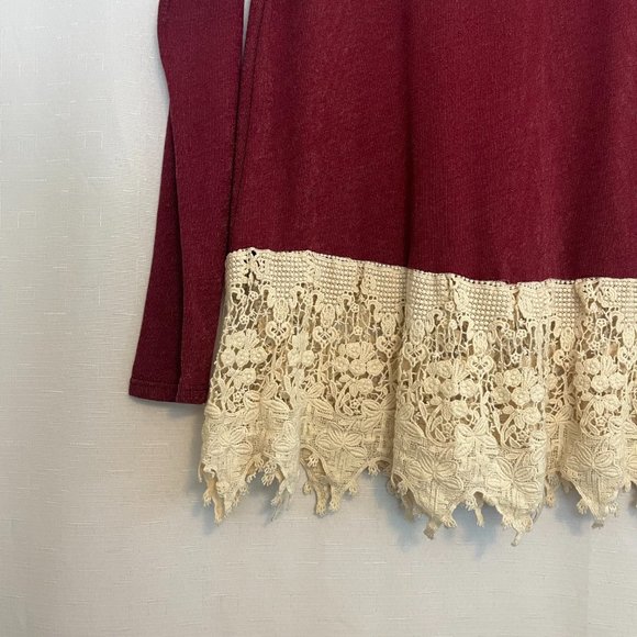 NWT 143 Story Long Sleeve Blouse with Crochet Bottom Detail Maroon/Cream small - Picture 4 of 8